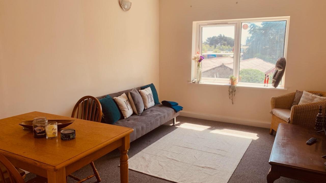 Sea Breeze Apartments Порткоул Екстериор снимка
